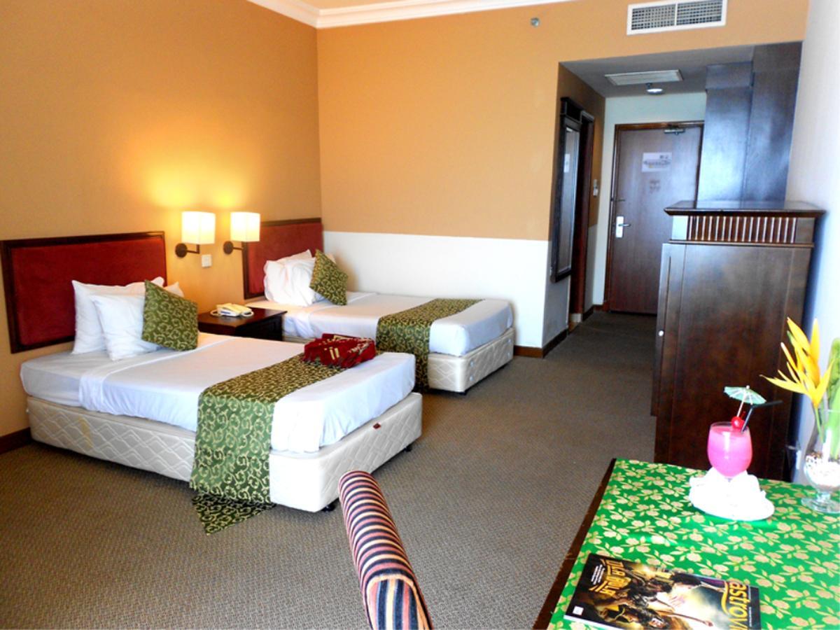 Hotel Legacy Port Dickson Bagian luar foto