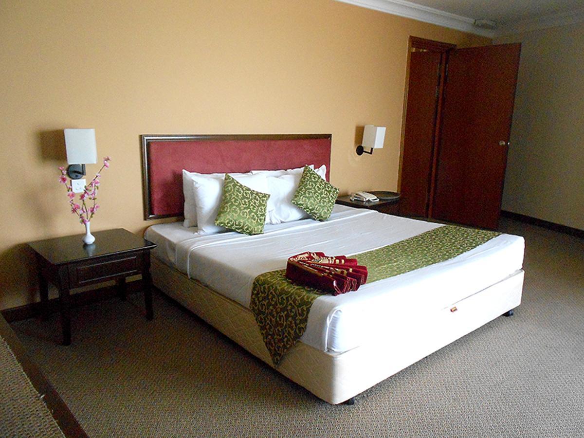 Hotel Legacy Port Dickson Bagian luar foto