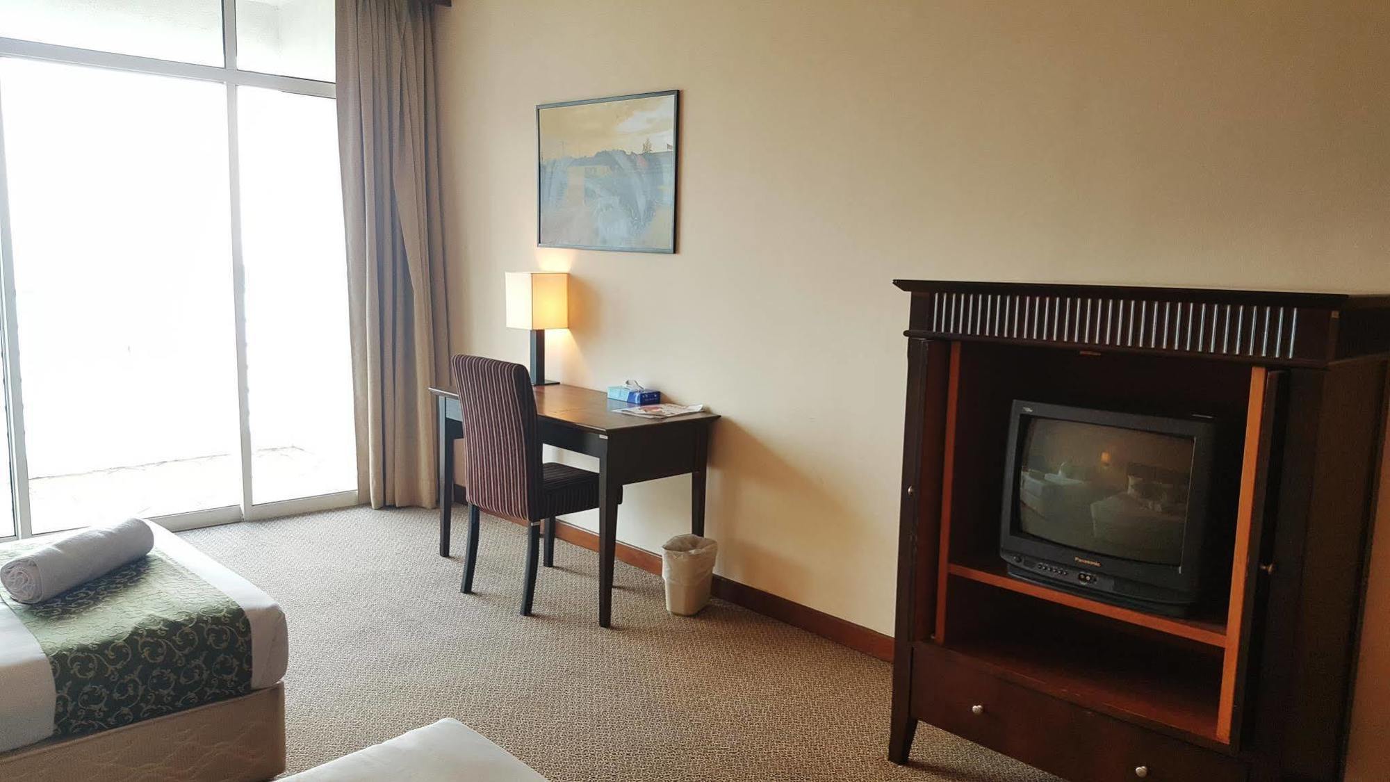 Hotel Legacy Port Dickson Bagian luar foto